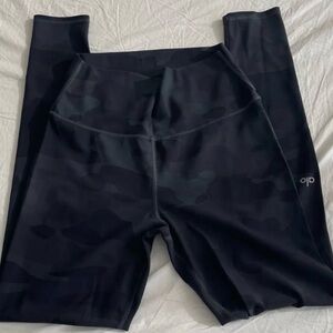 Alo Yoga High-Waist Camo Vapor Leggings